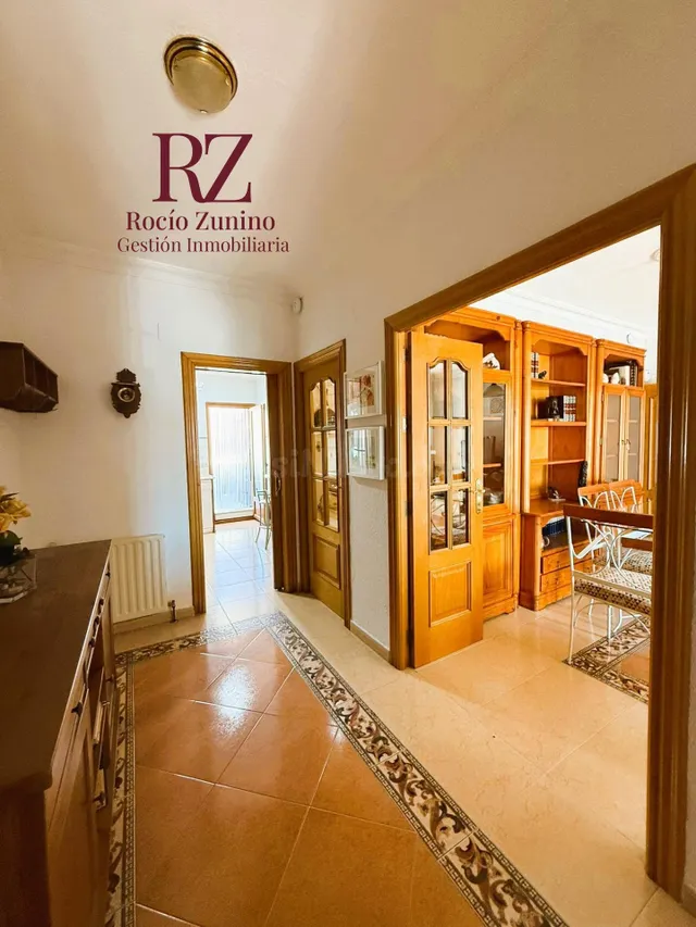 Piso de 4 dormitorios con patio, azotea y buhardilla listo p - foto 4