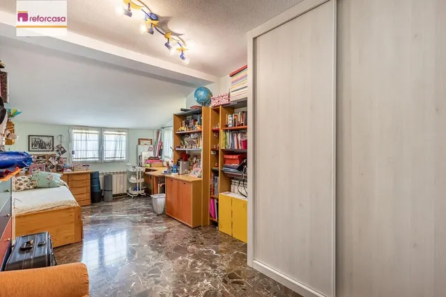 CASA PAREADA EN LA ZUBIA CON PISCINA, ZONA DE BARBACOA Y JARDÍN — 28