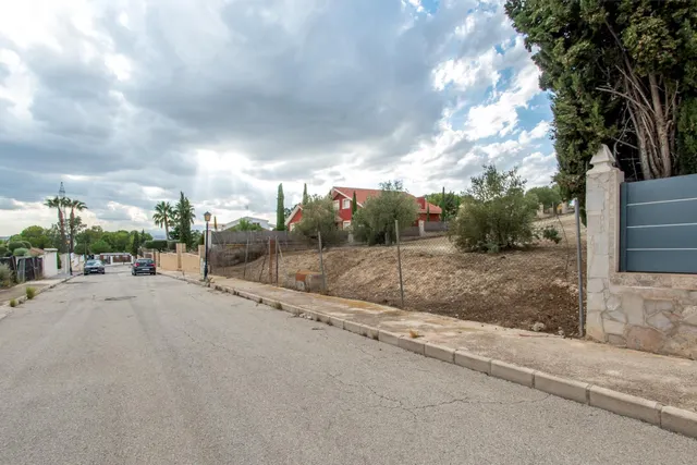 Parcela de casi 1500m2 en el Chorrico — 13