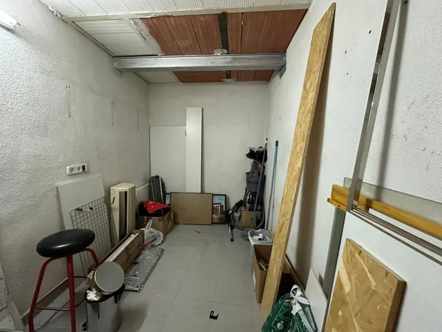 Estupendo local reformado junto a calle de Correos — 11