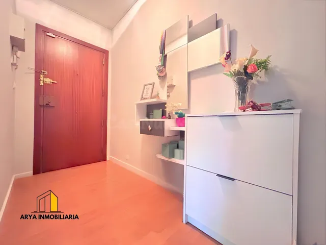 Elegante Piso Reformado en Mejorada del Campo - Los Olivos O