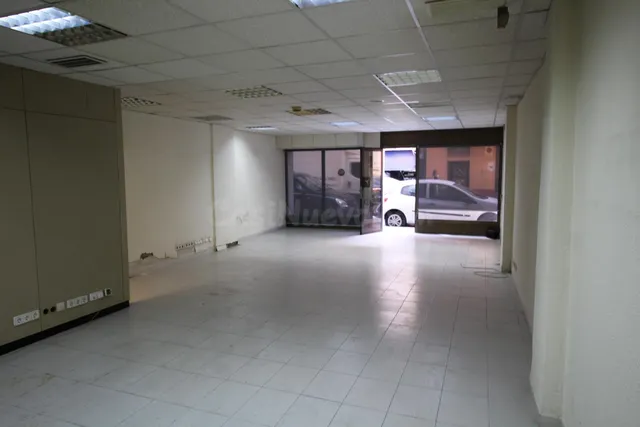 Oportunidad de Inversión: Local Comercial en Alicante/Alacan - foto 3