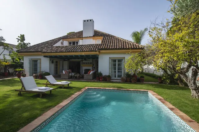 Villa 4 habitaciones 270m² en alquiler - Costa Del Sol — 26