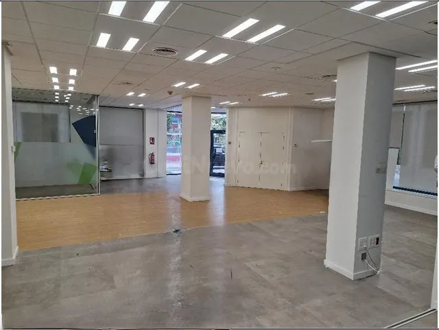 Venta de Local Comercial en Estepona, Málaga - foto 2