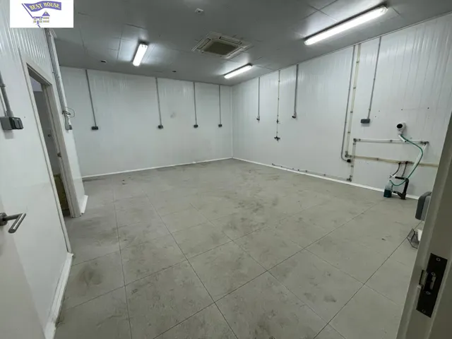 LOCAL EN LA ZONA MÁS COMERCIAL DE ALBACETE — 13