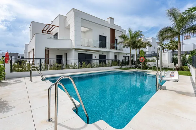 Adosado 3 habitaciones 142m² en venta - Costa Del Sol - foto 2