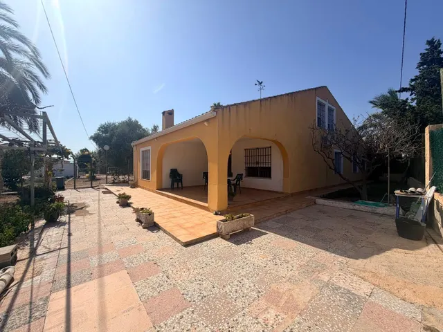 DOS CASAS EN UNA EN MATOLA SOLO EN ALQUILER — 14