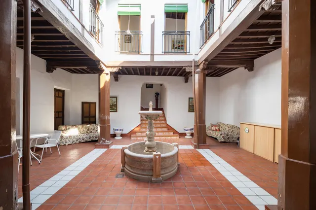 Espectacular e histórica casa señorial en el centro de Ugíjar — 2