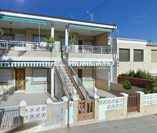 Fantástico bungalow planta alta a 200m de las playas de Torr
