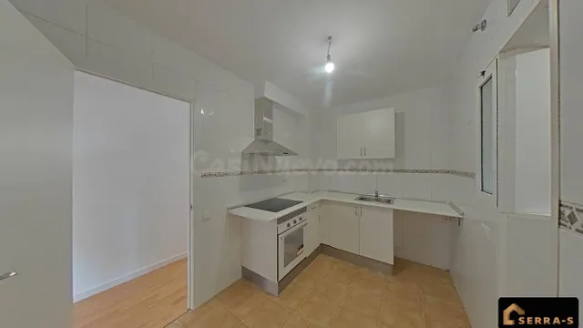 ¡IDEAL INVERSORES! Piso con alta rentabilidad garantizada en - foto 5