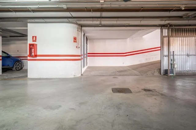 Piso con garaje en venta en Ogijares — 35