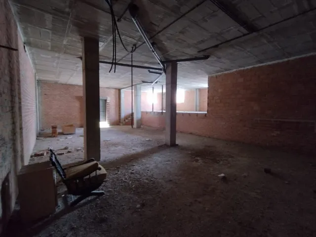 LOCAL COMERCIAL EN LORQUÑ — 6