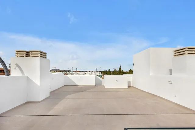 Complejo residencial de nueva construcción cerca de Serena Golf y el Mar Menor en Los Alcázares — 15
