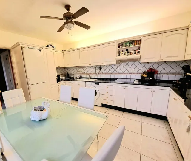 Amplia casa independiente en San Fernando con azotea, patio y apartamento de invitados — 4