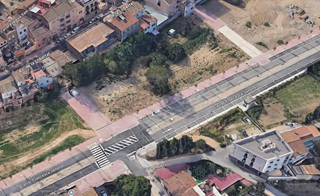 Parcela en suelo urbano edificable en zona comercial de Pala - foto 5
