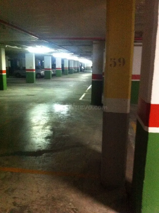 Plaza de garaje Juan de Borbón — 2