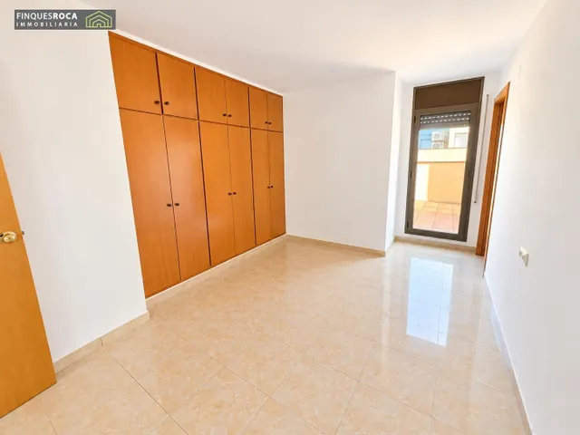 Exclusivo ático esquinero con 121 m2 de terraza y vistas al mar en la ràpita — 14
