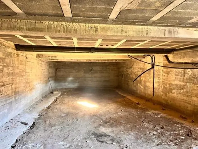 ¡¡BAJO EN VENTA CON PROYECTO PARA VIVIENDA EN RUA VALLADOLID!! — 6