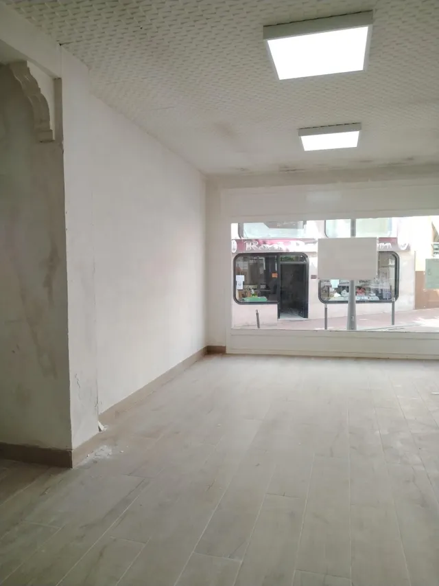 LOCAL COMERCIAL EN EL CENTRO — 4