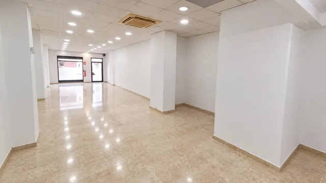 Local comercial de 482 m2 en alquiler junto al mercado de ruzafa – ideal para supermercado — 5