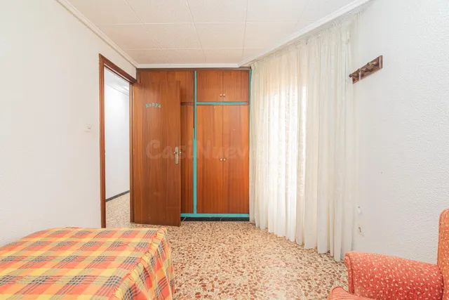 ¿Buscas una gran vivienda a escasos metros del centro? — 24