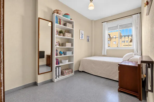 Casa adosada en venta en los bermejales — 42