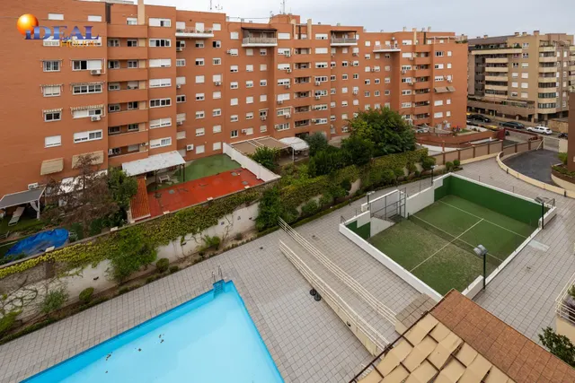 Piso de dos dormitorios en Sanders, en urbanización privada con piscina, pistas de padel, plaza de garaje y trastero — 35