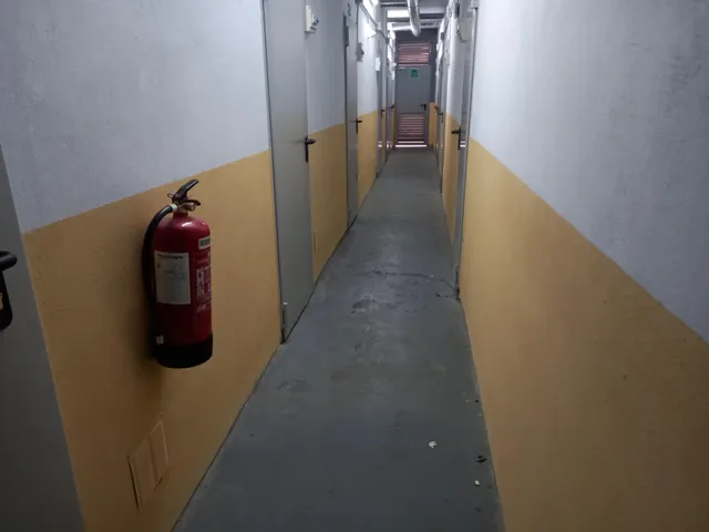 Trastero impecable en Santa Eulàlia (L'Hospitalet de Llobregat, Barcelona — 9