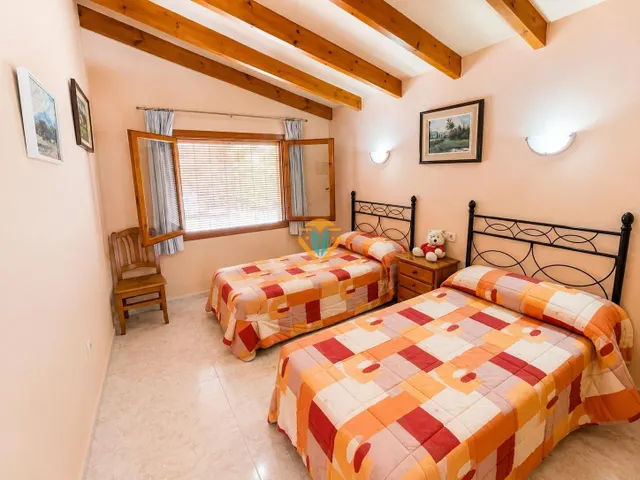 Encantador Chalet en Colonia Escandinavia, Alfaz del Pi — 14