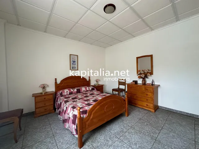 Chalet a la venta en Cocentaina, Alicante. — 21