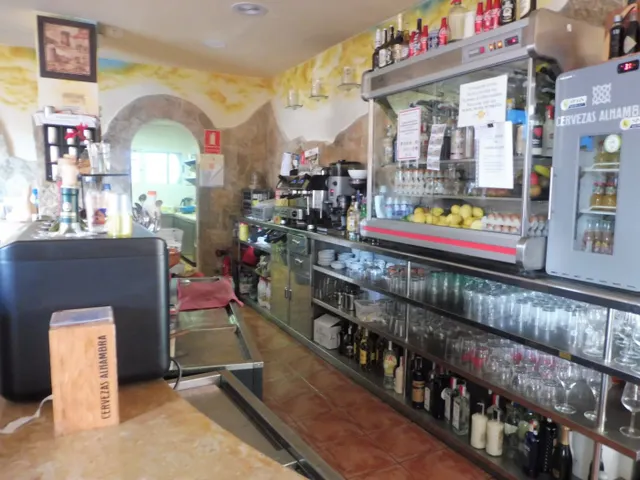 ¿ LOCAL COMERCIAL CON NEGOCIO CONSOLIDADO? ¿ O TU NUEVA CASA ESQUINERA CON ZONAS COMUNES ? — 4
