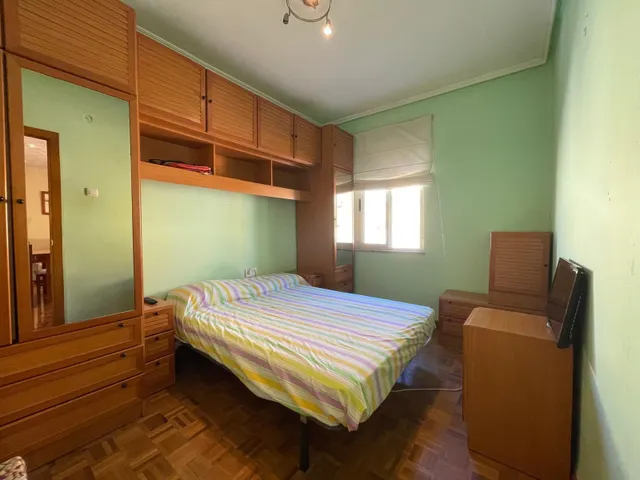 SE VENDE PISO ZONA ALTA — 20