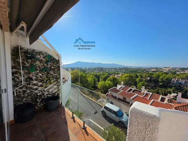 Bungalow en Residence Park con impresionantes vistas al mar en Cautivador, Alfaz del Pi — 2