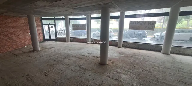 LOCAL 307 M2 EN BRUTO A ESTRENAR — 14