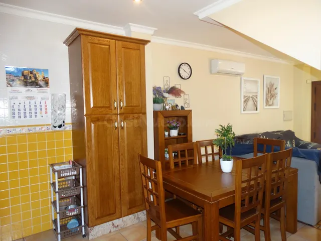 CASA DE ESQUINA EN VENTA EN LA POBLACIÓN DE VILLANUEVA DEL R - foto 4