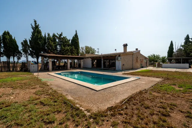 ESPECTACULAR FINCA RÚSTICA CON MOLINO EN MURO — 32