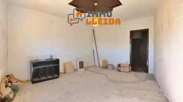 OPORTUNIDAD Casa en La Granadella con patio — 15