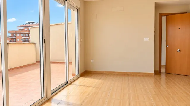 Tu nuevo hogar, con el cielo como vecino. Ático a estrenar e - foto 4