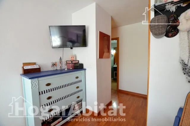 Amplio y exterior con piscina, garaje y trastero — 12