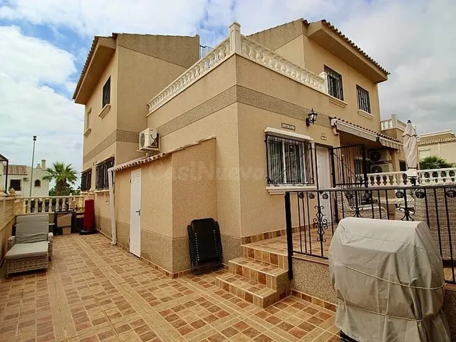 Adosado 3 habitaciones 86m² en venta - Villamartin