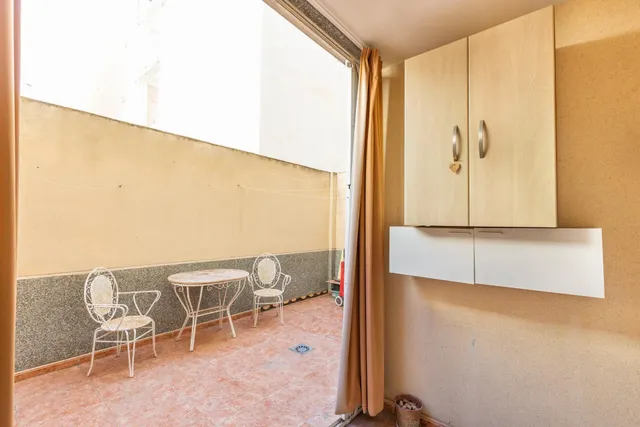 Acogedor piso en planta baja con piscina comunitaria — 18