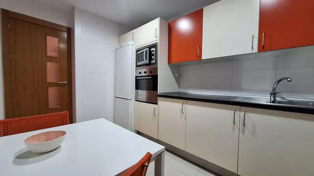 Apartamento de 1 dormitorio en la Calle Senda de Granada — 8