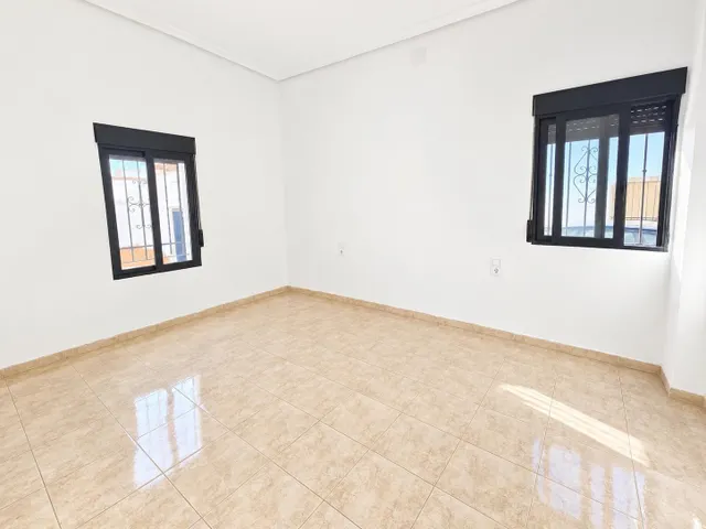CASA DE PUEBLO CON ENCANTO, REFORMADA Y CON POSIBILIDAD DE CREAR UNA SEGUNDA VIVIENDA – GILET — 9