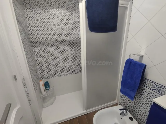 Apartamento reformado en segunda linea de playa  con vistas al mar en Guardamar del Segura — 22
