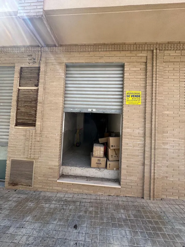 Local comercial en venta Lliria. — 9
