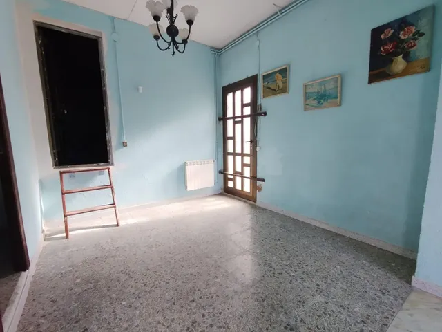 GRAN CASA A CUATRO VIENTOS A LA ENTRADA DE MAS CARBO — 23