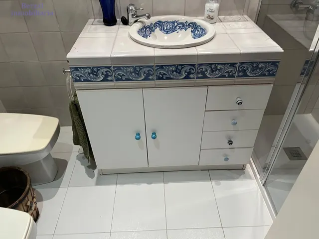 Casa en parcela de casi cuatro mil metros, con piscina, jardin, maravillosas vistas. — 50