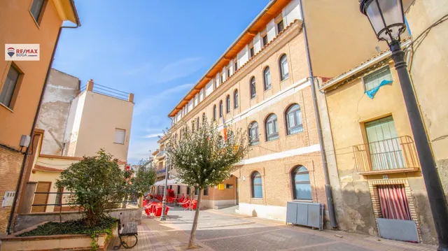 PISO EN NOVALLAS-ZARAGOZA - foto 3