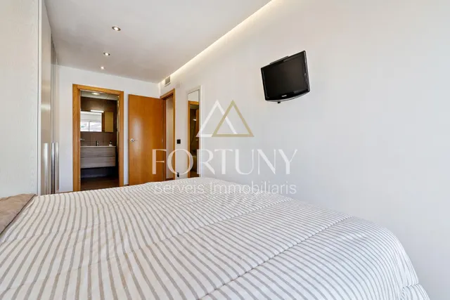 Ático en venta Calle Sant Bernat Calbó, Reus. — 16