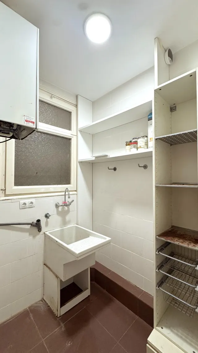 Piso Señorial en Balmes con  Doble Orientación — 37